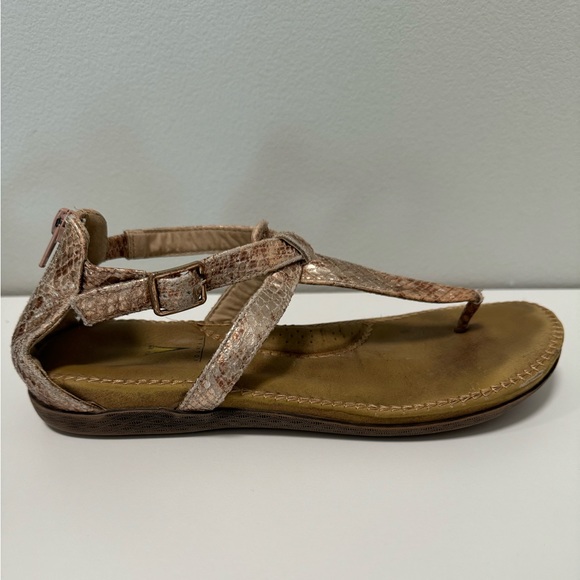 Volatile sandals - Picture 2 of 10